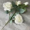 Kwiaty dekoracyjne 1PC 4 głowy długie gałąź bułgarska róża sztuczna kwiat do domu w domu kwiatowy