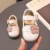 First Walkers Spring Baby Girls Single Shoe Söta blommor Princess Shoes Soft Soled First Walkers Toddler Flats Shoes 230314