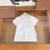 23SS Designer Designer Kids Polo Shirt مخطط صاخب صفراء الفتيات نفس النمط الكلاسيكي شعار الطباعة قصيرة الأكمام الصيفية الجديدة منتجات الأطفال عالية الجودة للأطفال