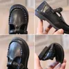 Skor Spring Children Brown Black Pu Leather Toddler Boys Girls Flat Unisex Solid Color 21-30 Elegant Kids Shoes P230314