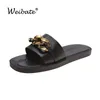 Pantofole WEIBATE Sandali decorati con catena in metallo nero da donna Sandali piatti in pelle PU con punta divisa BeacSlides estivi