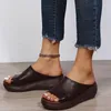 Pantoufles Pantoufles femmes été Style ethnique coin avec bouche de poisson un mot glisser gâteau fond épais chaussures pour femmes grande taille 230314