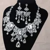 Set di gioielli da sposa Set di gioielli con perline africane Set di orecchini con collana di grandi gocce d'acqua Set di gioielli da sposa classici in cristallo indiano 230313