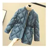 女性のトレンチコート韓国の中央長コットンパッドジャケット冬スタイル小さなウエスタンスタイルのウエスト薄いパッド入り