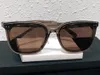 Sonnenbrille für Damen und Herren, Sommer-Heizer-Designer-Stil, Anti-Ultraviolett, Retro-Platte, Vollformat, modische Brille, zufällige Box