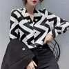 Women's Blouses Contrasting Color Wave Striped Shirt Women&#39;s Temperament V-neck 2023 Spring And Autumn Long-sleeved Top