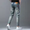 Herr jeans designer rak byxor burb broderi casual byxor tvättade mode blixtlås ACSS kontroll denims beskurna byxor svettbyxor plus storlek 38 NXQ4