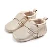 First Walkers Classic Baby Fringe Shoes Sneakers Baby Boys Girls Soft Sole Pu Leather First Step Walker Flat Noodles Non Slip Edge Leather Shoes 230330