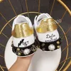 Top Men Designer Casual Shoes in vendita Sole Tops Basse punte piatte Flats Black Blu Siderio in Silver Diamond Diamine Donne Scarpe da sposa Sneakers2023