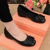 Gai Dress Women Flats 캐주얼 한 단색 슬립에 레이디 스퀘어 힐 고품질 안락 파티 웨딩 사무실 신발 Zapatos Mujer 230314