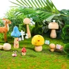 Poupées à chevilles en bois inachevées Natural Natural en forme de champignon Supplies en bois inachevé Toys for Children Graffiti for Kids Art Craft Painting