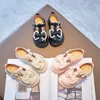 Sneakers Primavera Autunno Ragazze Scarpe in pelle con perle con fiocco Perline Principessa Dolce Carino Morbido Confortevole Bambini Appartamenti Scarpe per bambini 230313