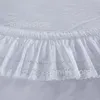 Sängkjol 38 cm droppvit ihålig säng kjol dekorativ broderi säng kjol elastisk band säng täckning utan ythem bäddskydd 230314