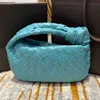 Sac tissé Bottegaaveneta Net-rouge même tissé une épaule sous les bras sac à main nuage noeud tendance L