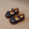 Primi camminatori Primavera Ragazze Mary Jane Scarpe eleganti da principessa Neonate Scarpe in pelle PU Appartamenti Primi camminatori Scarpe casual per bambini 230314