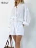 Kvinnors tvåbitar byxor bclout Summer White Stripe Shorts Set Women 2 Pieces Outfits Fashion Lantern Sleeve Shirts Elegant Cotton Wide Leg Shorts Suits L230314