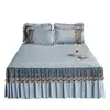 Jupe de lit hiver épaissir coton couvre-lit sur le lit jupe en dentelle drap de lit luxe cristal velours tissu lisse King Queen Size couvre-lit 230314