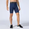 Mäns shorts Fitness med ficksport som kör träning Svett-wicking snabbtorkande stretchstrumpbyxor ofta fashionabla sportkläder