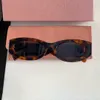 Occhiali da sole per donna Summer 11W Designer Style Anti-Ultraviolet Retro Plate Oval Full Frame Occhiali Random Box 11WS