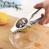 Juicers Diy Fruit Juicer Manual rostfritt stål Mini Citrus Juicer Orange Lemon Fruit Juicer Grinder Kitchen Gadget Juice Tool WJ11048 230314