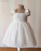 Flickans klänningar 0-10Y Baby Girl Summer White Cotton Hollow Flower Princess Dress For Casual Holiday Baptism Birthday Wedding W0314