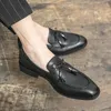 رجال لباس أحذية المأدبة زلة على الأزياء الهامش الذكور المتسكعون المدببة شقق إصبع القدم الفاخرة الأصلية أحذية رجال الأحذية.