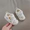 Pierwsze piechurki Baby Girls Boys Buty Casual Buty Spring Buty dla niemowląt kreskówki na zewnątrz miękki dół nie-poślizgowy dzieci butów butów 230314