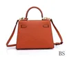 5A Luxurys Womens Designers Bags Handbags Purches Crossbody Messenger Cowhide本物のリアルレザーファッション大規模トートフルグレインリッチバッグ