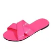 2023 Slippers Womens Summer Sandals Cross Belt Slides Low Heel Square Heel Casual Shoes