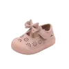 First Walkers Baby Girl Princess Shoes Hollow Breathable Spring en Autumn Toddler Soft Bottom0-2 jaar oud Baby Leather Shoes Summer Children 230314