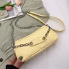 Bolsas noturnas 2023 Moda da moda Western Style Chain Small Square Bag Texture