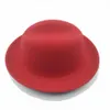 Chapéu de chapéu de borda ardente Fedoras para homens chapéus de jazz chapéu feminino feminino colorido tampa de penas acessórios de caça