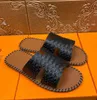 Summer Izmir Sandals skor gummi strand glider män lätt slip på läder bruna svarta tofflor komfort man gå pojkar flip flops eu38-46