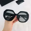 2024 Nuevo calidad de alta calidad 10% de descuento en el diseñador de lujo Nuevas gafas de sol para hombres y mujeres 20% de descuento en la moda Xiangjia Plate 9080 Net Red Street Fotography con polígono de alto grado
