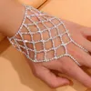 Bangle Stonefans Fashion Rhinestone Hand Finger Chain armband voor vrouwen glanzende kristal holle mesh pols sieraden