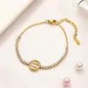 Nouveau Style Bracelets Femmes Bracelet En Acier Inoxydable Plaqué Or 18K Cristal Amoureux Cadeau Bracelet Manchette Chaîne Bijoux De Mariage Accessoires En Gros ZG1582