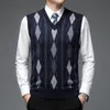 Men s Vests Autum Fashion Märke Argyle Pullover Sweater V Neck Knit Vest Diamond Trendy 6 Ull ärmlösa Casual Clothing 230313