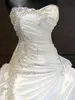 Immagini reali 2023 Abiti da sposa a trapezio Gonna con volant Abiti da sposa senza spalline con scollo a cuore Splendidi abiti da sposa