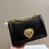 Borsa con catene serpentine Borsa a tracolla con tracolla Pochette ascellare Borsa con perline Fiocco Borsa da donna con patta semplice Portafoglio ascellare Messenger Portafoglio in pelle di alligatore Lettere di moda