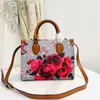 デザイナーラグジュアリーオンザゴーハンドバッグショルダーバッグレザーM45659 Empreinte Golden Flowery Floral Garden Collection Tote