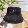 Fashion Bucket Hat Stingy Brim Hats for Man Woman Classic Beanie Caps Casquette Black and White 2 Color Cap