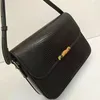 Hot H Designer axelväska Fashion Cross Body Bag Delicate Cowhide Top Sense Messenger Envelope Handväska justerbar