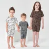 Completi di abbigliamento da 12 mesi a 8 anni per bambini, ragazzi, ragazze, estate, stampa geometrica, top casual in cotone con pantaloncini, set di indumenti da notte da 2 pezzi, per bambini.