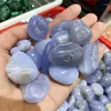 Estatuetas decorativas 500g de pedra azul polida de ágata natural de 500g Pedras caídas para decoração de casa Cristais minerais Meditação wicca cura