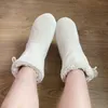 Slipare Womens Home Slipper Boots Winter Warm Indoor Päls Boll Contton Plush Non Slip Grip Thick Sole Fluffy Female Floor Shoes Ladies Z0215 Z0215