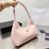 Designer de luxo feminino Totes Moda 2023 Bolsa de axil de cor sólida bolsa de alta qualidade Summer Novo réplica perfeita Quatro cores