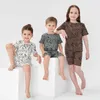 Completi di abbigliamento da 12 mesi a 8 anni per bambini, ragazzi, ragazze, estate, stampa geometrica, top casual in cotone con pantaloncini, set di indumenti da notte da 2 pezzi, per bambini.