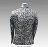 Costumes pour hommes discothèque pleine paillettes imprimé léopard jolie pochette mâle mode hôte scène Slim Fit gris homme robe Banquet vêtements