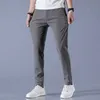 Męskie spodnie Wysokiej jakości męskie spodnie męskie spodnie Mężczyźni Spodnie Slim Fit Work Elastyczne talia Jogger Pant Outdoor Długie spodnie Dane Spant dla mężczyzn Z0306