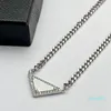 Дизайнерское ожерелье Треугольник